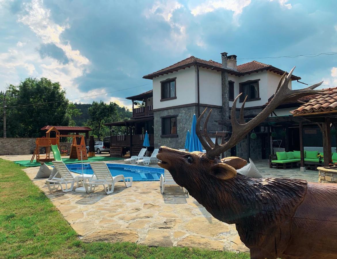 Карамановите Къщи Apriltsi  Dış mekan fotoğraf