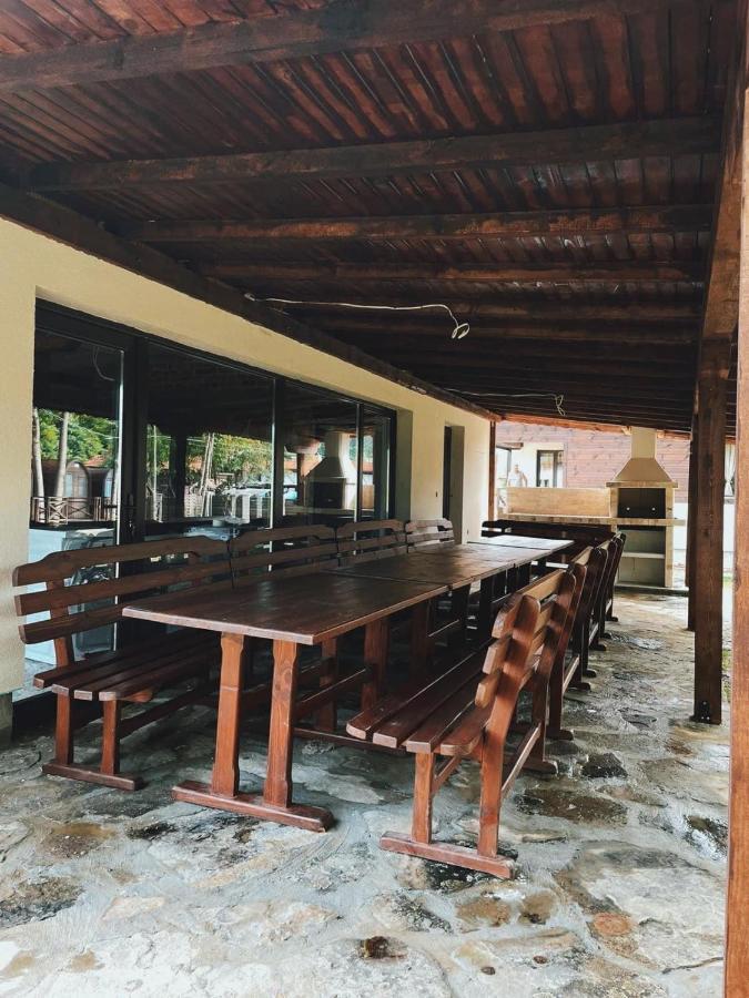 Карамановите Къщи Apriltsi  Dış mekan fotoğraf